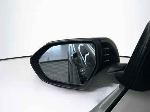 Used 2025 Hyundai Kona SEL FWD image 16