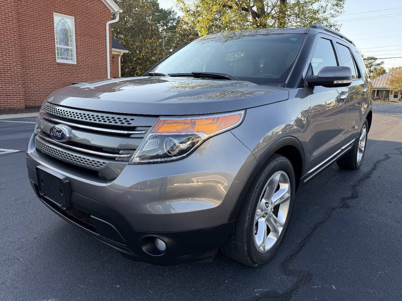 Used 2013 Ford Explorer Limited AWD/4WD image 2