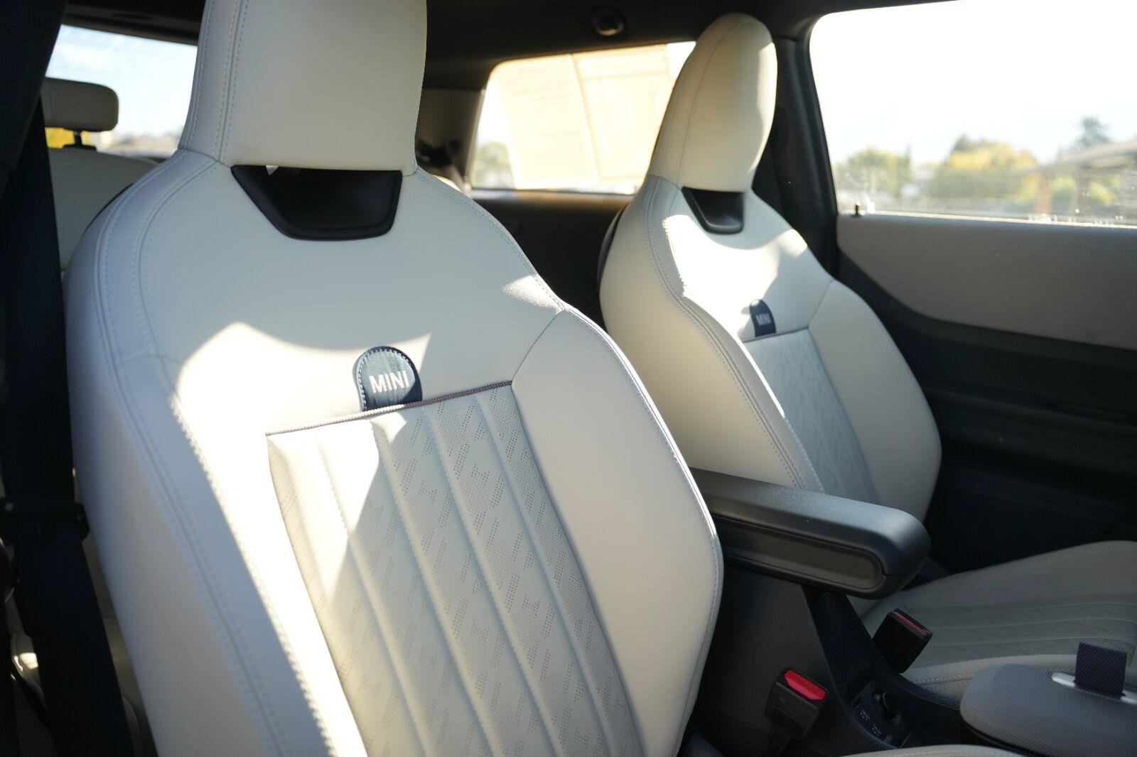 Used 2026 MINI Cooper S FWD image 19