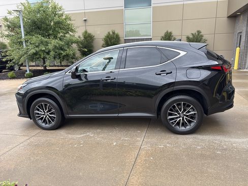 Used 2024 Lexus NX 250 FWD w/ Towing Package (2000 Lbs) image 7