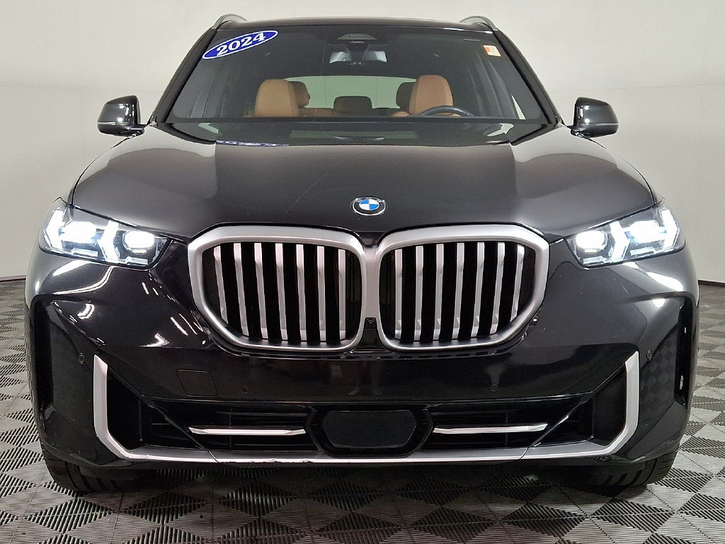 Certified 2024 BMW X5 xDrive40i w/ Premium Package AWD/4WD image 5