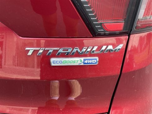 Used 2017 Ford Escape Titanium AWD/4WD image 9