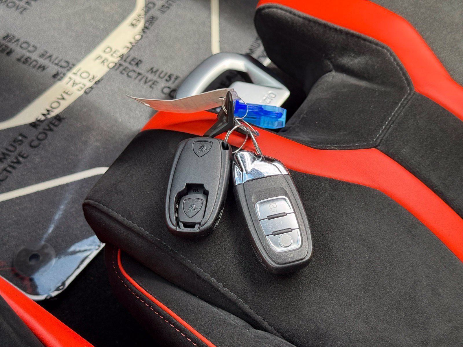 Used 2023 Lamborghini Huracan STO RWD image 45
