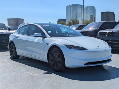 Used 2025 Tesla Model 3 Long Range RWD image 3