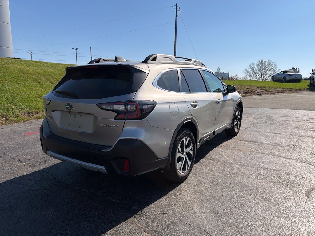 Used 2020 Subaru Outback Limited w/ Popular Package #2 AWD/4WD image 4
