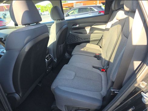 Used 2023 Hyundai Santa Fe SEL FWD image 8