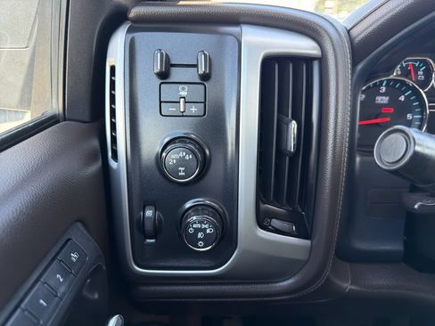 Used 2018 GMC Sierra 1500 SLT AWD/4WD image 27