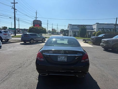 Used 2018 Mercedes-Benz C 300 4MATIC Sedan image 6