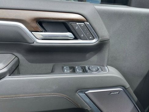 Used 2025 Chevrolet Silverado 2500 High Country w/ High Country Premium Package AWD/4WD image 11