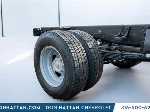 New 2025 Chevrolet Silverado 3500 W/T image 24