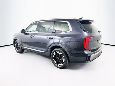 Used 2025 Kia Telluride S image 5