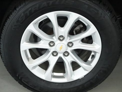 Used 2019 Chevrolet Equinox LT w/ Driver Convenience Package FWD image 12