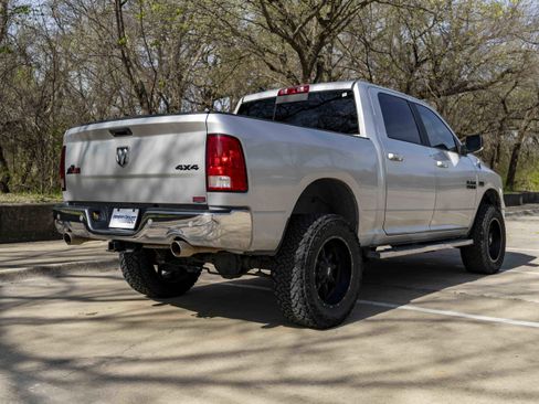 Used 2019 RAM 1500 Big Horn image 9