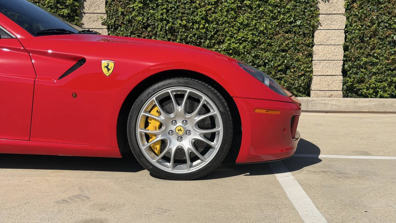Used 2007 Ferrari 599 GTB Fiorano RWD image 27
