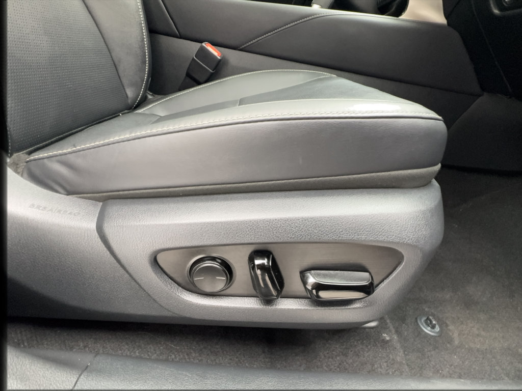 Used 2023 Lexus RX 350 Premium Plus w/ Cold Area Package FWD image 34
