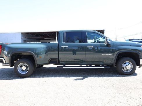Used 2026 Chevrolet Silverado 3500 LTZ w/ LTZ Plus Package image 6