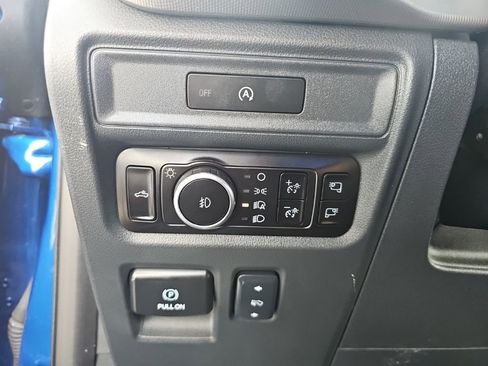 Used 2025 Ford F150 Lariat w/ Equipment Group 501A Mid AWD/4WD image 23