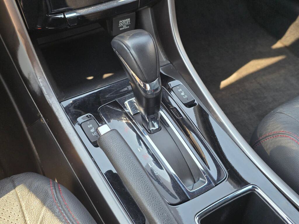 Used 2017 Honda Accord Sport Special Edition image 25