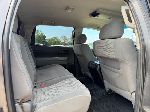 Used 2013 Toyota Tundra 2WD CrewMax w/ Tow Pkg image 19