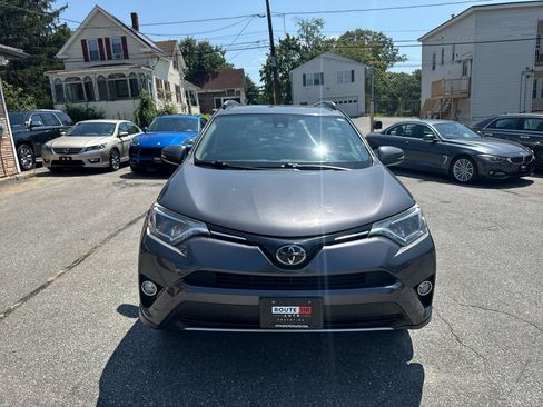 Used 2018 Toyota RAV4 XLE w/ Plus Extra Value Package AWD/4WD image 3