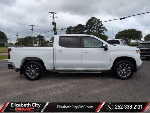Used 2023 Chevrolet Silverado 1500 LT AWD/4WD image 3