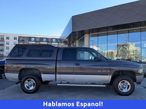 Used 1998 Dodge Ram 1500 Truck ST image 2