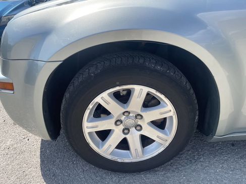 Used 2006 Chrysler 300 Touring w/ Sound Group image 16