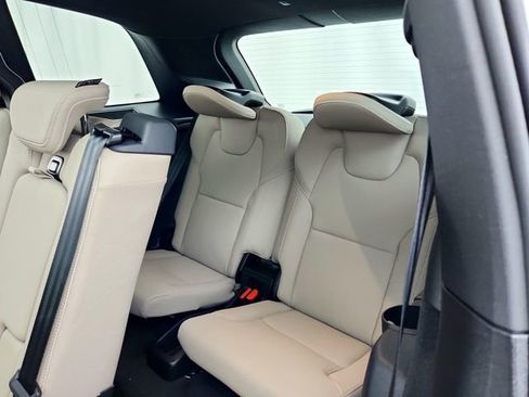 New 2026 Volvo XC90 B5 Core image 29