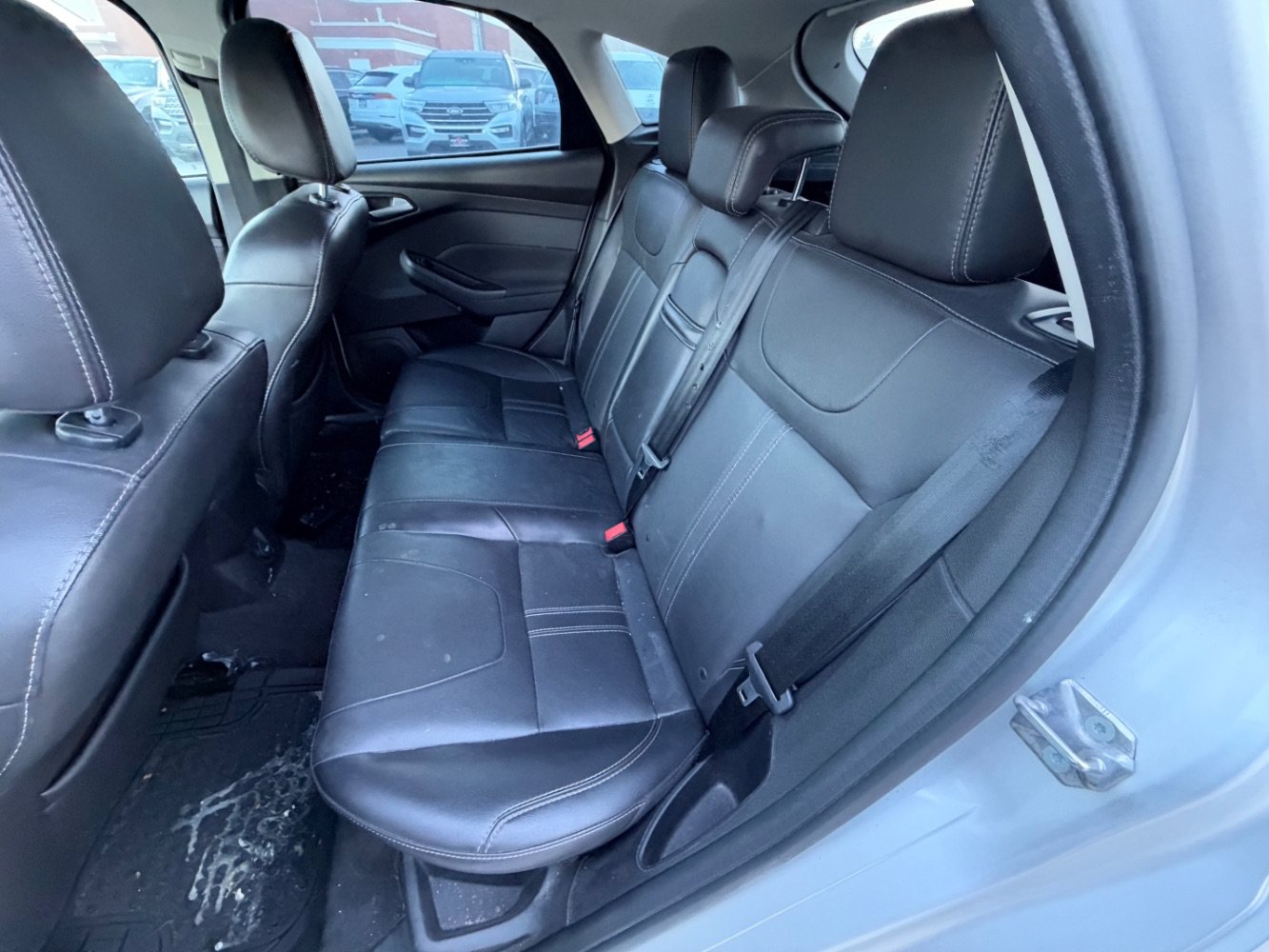 Used 2013 Ford Focus Titanium w/ Titanium Handling Pkg FWD image 16