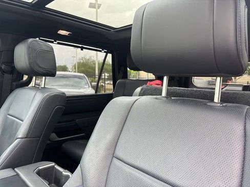 Used 2024 Toyota Sequoia Platinum image 9