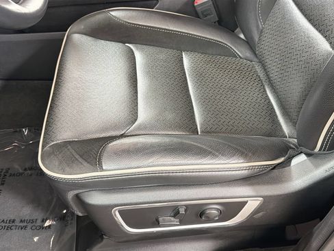 Used 2023 RAM 1500 Laramie AWD/4WD image 21