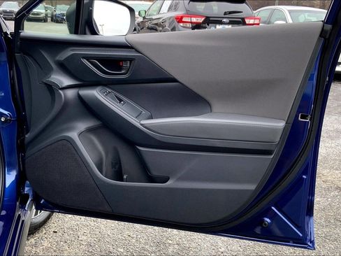 Certified 2025 Subaru Crosstrek 2.0i Premium image 21