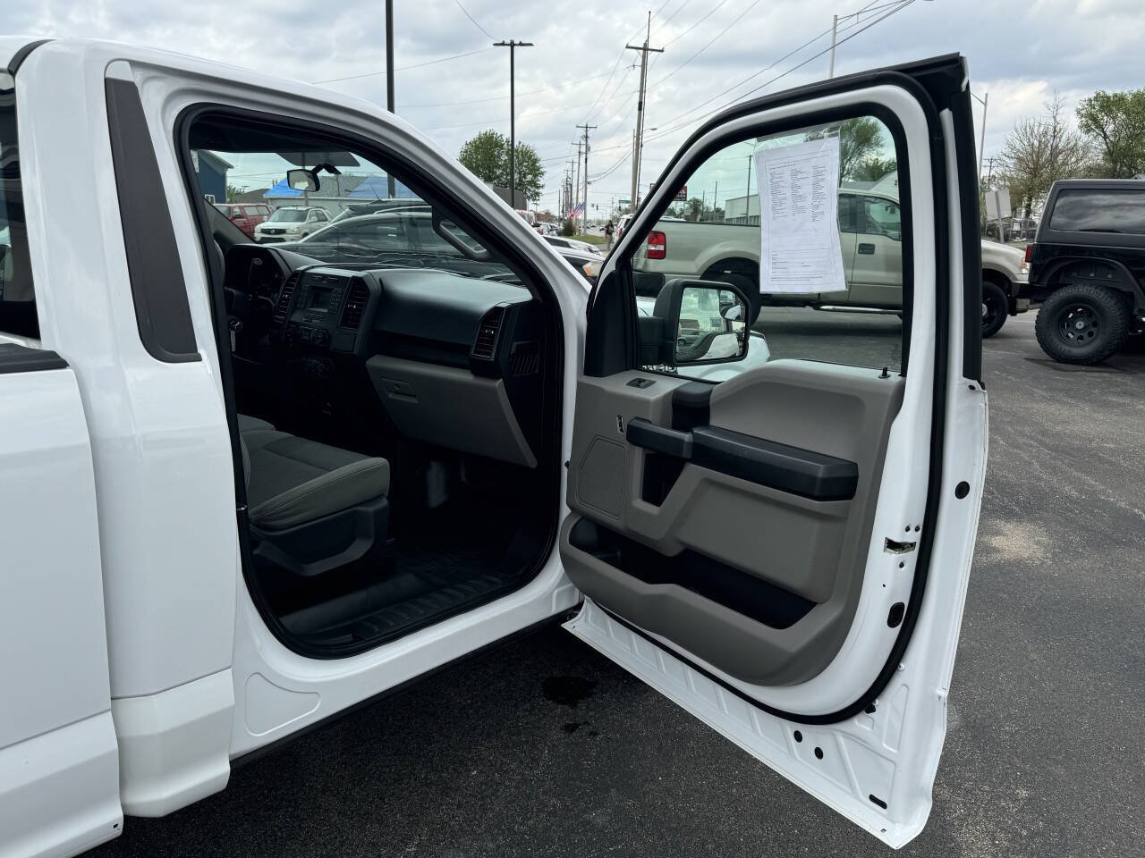 Used 2016 Ford F150 XL w/ Equipment Group 101A Mid RWD image 26