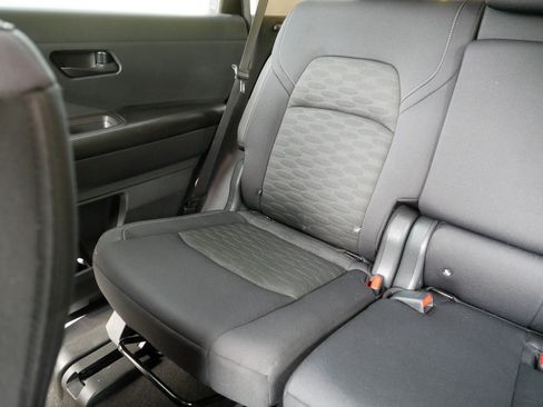 Certified 2024 Nissan Pathfinder SV AWD/4WD image 12