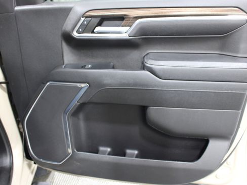 Used 2023 Chevrolet Silverado 1500 LT Trail Boss w/ Protection Package image 26