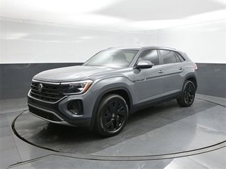 New 2026 Volkswagen Atlas Cross Sport SE video 1