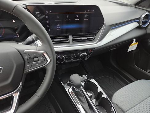 New 2026 Chevrolet Trax LT w/ Driver Confidence Package image 35