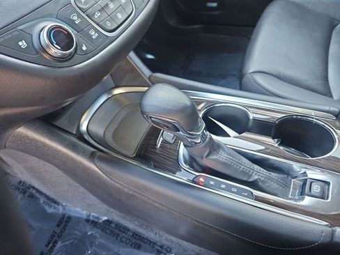 Used 2024 Chevrolet Malibu LT image 27