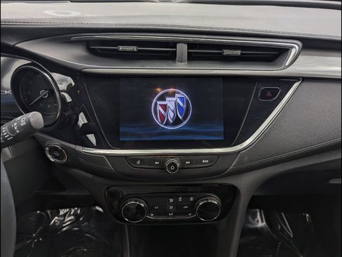 Used 2023 Buick Encore GX Preferred w/ Cold Weather Comfort Package FWD image 29