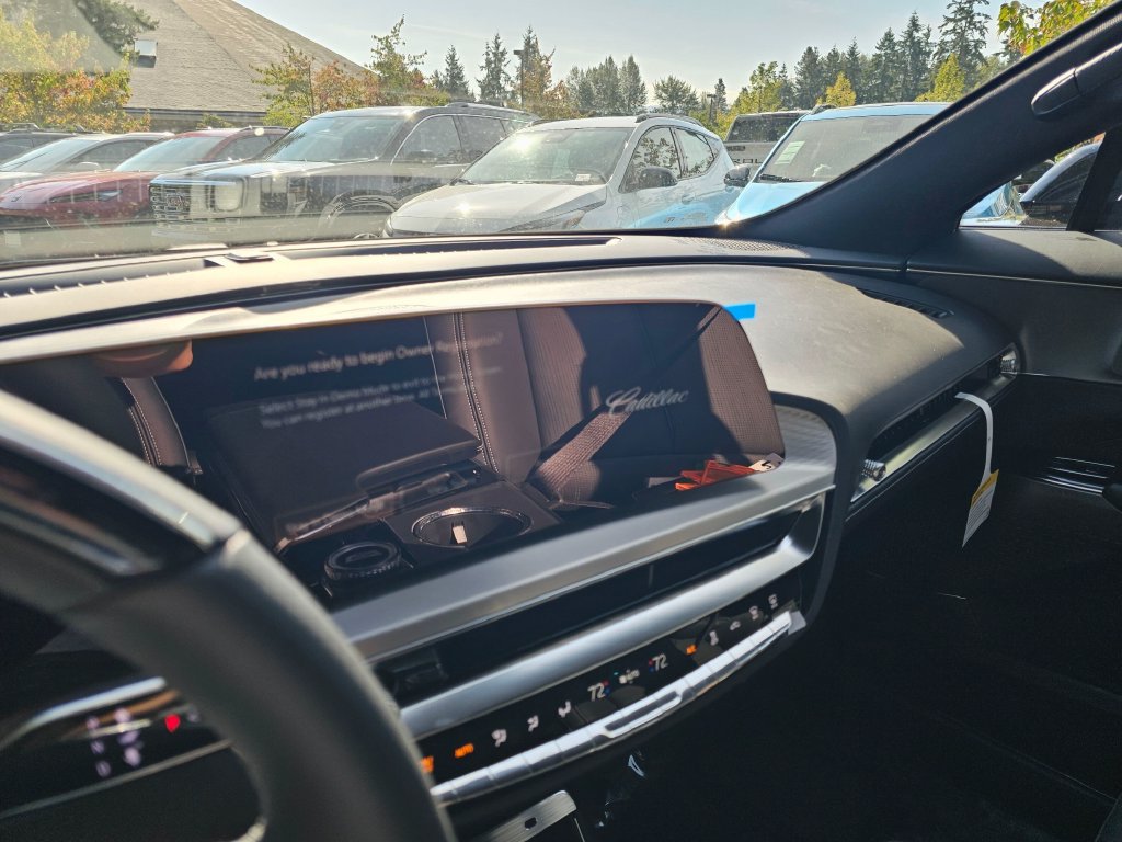 New 2027 Cadillac Lyriq Sport AWD/4WD image 28
