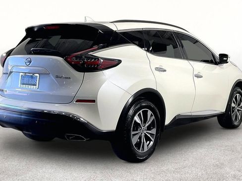 Used 2023 Nissan Murano SV AWD/4WD image 2