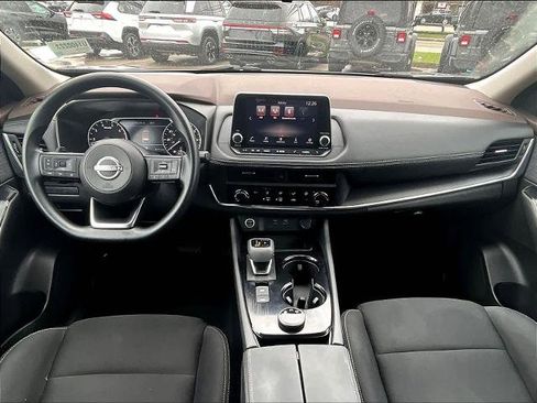 Certified 2023 Nissan Rogue S image 21