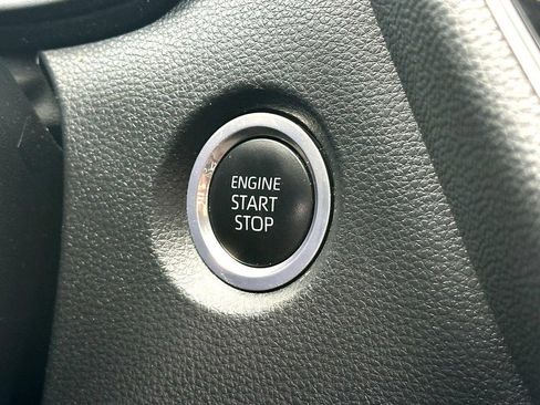 Used 2023 Toyota Corolla SE FWD image 19