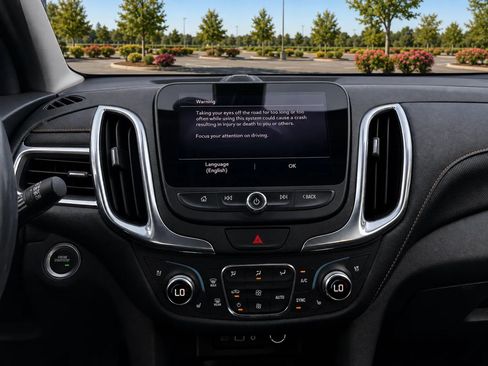 Used 2020 Chevrolet Equinox Premier FWD image 18