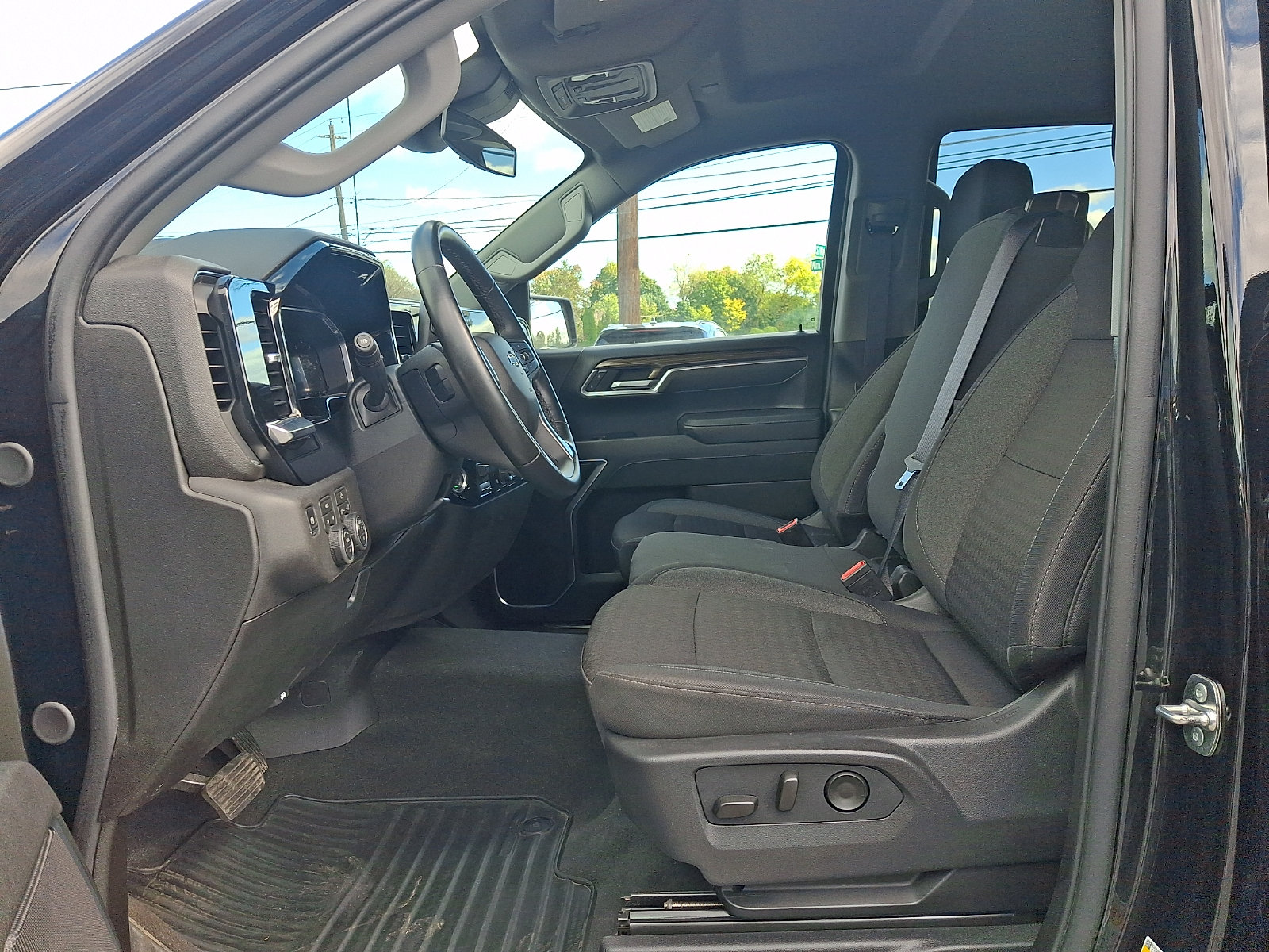 Used 2026 Chevrolet Silverado 1500 RST AWD/4WD image 12