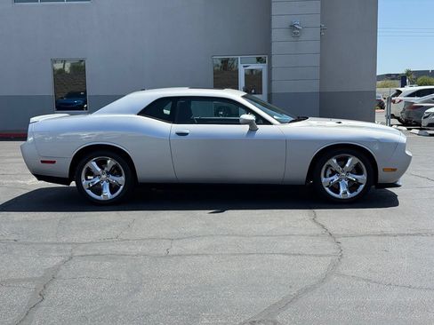 Used 2012 Dodge Challenger R/T w/ Sound Group II RWD image 2