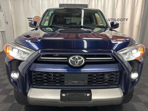 Used 2023 Toyota 4Runner TRD Off-Road Premium w/ Moonroof Package AWD/4WD image 4