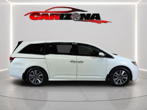 Used 2016 Honda Odyssey Touring Elite image 4