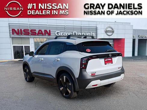 New 2026 Nissan Kicks SR AWD/4WD image 4