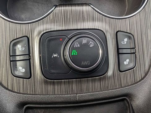 Used 2023 GMC Acadia SLT AWD/4WD image 26